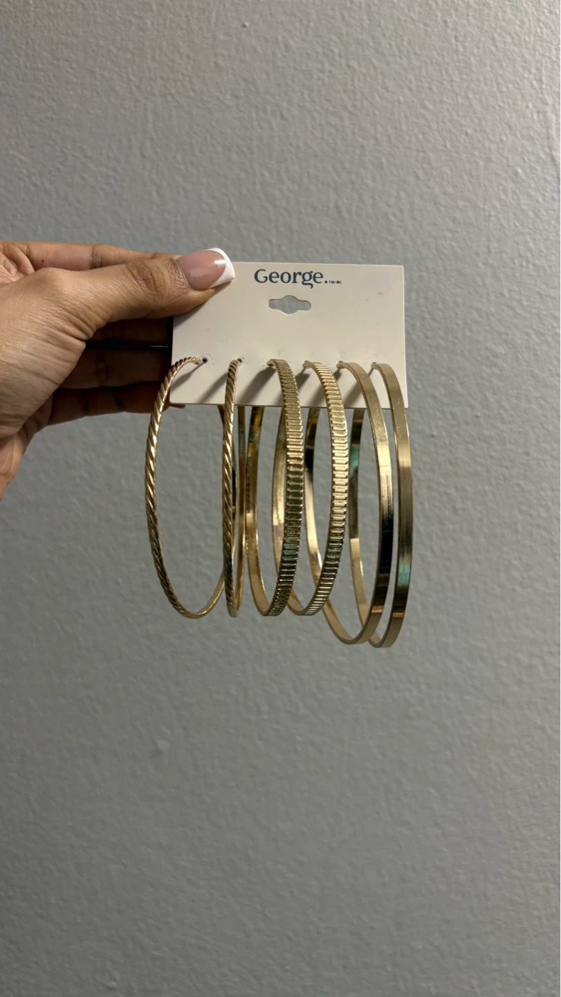 George. Gold Hoop Earring Set (4 Pairs)