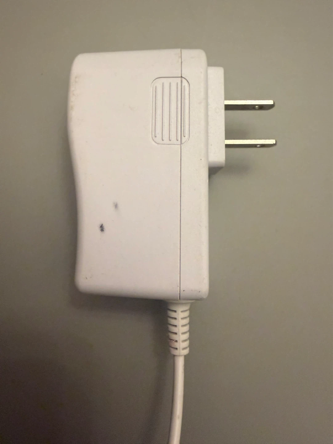 Jyh-37 AC Power Adapter 24V 0.65A - photo 4