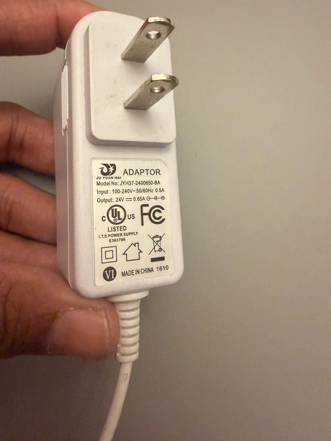 Jyh-37 AC Power Adapter 24V 0.65A - photo 5