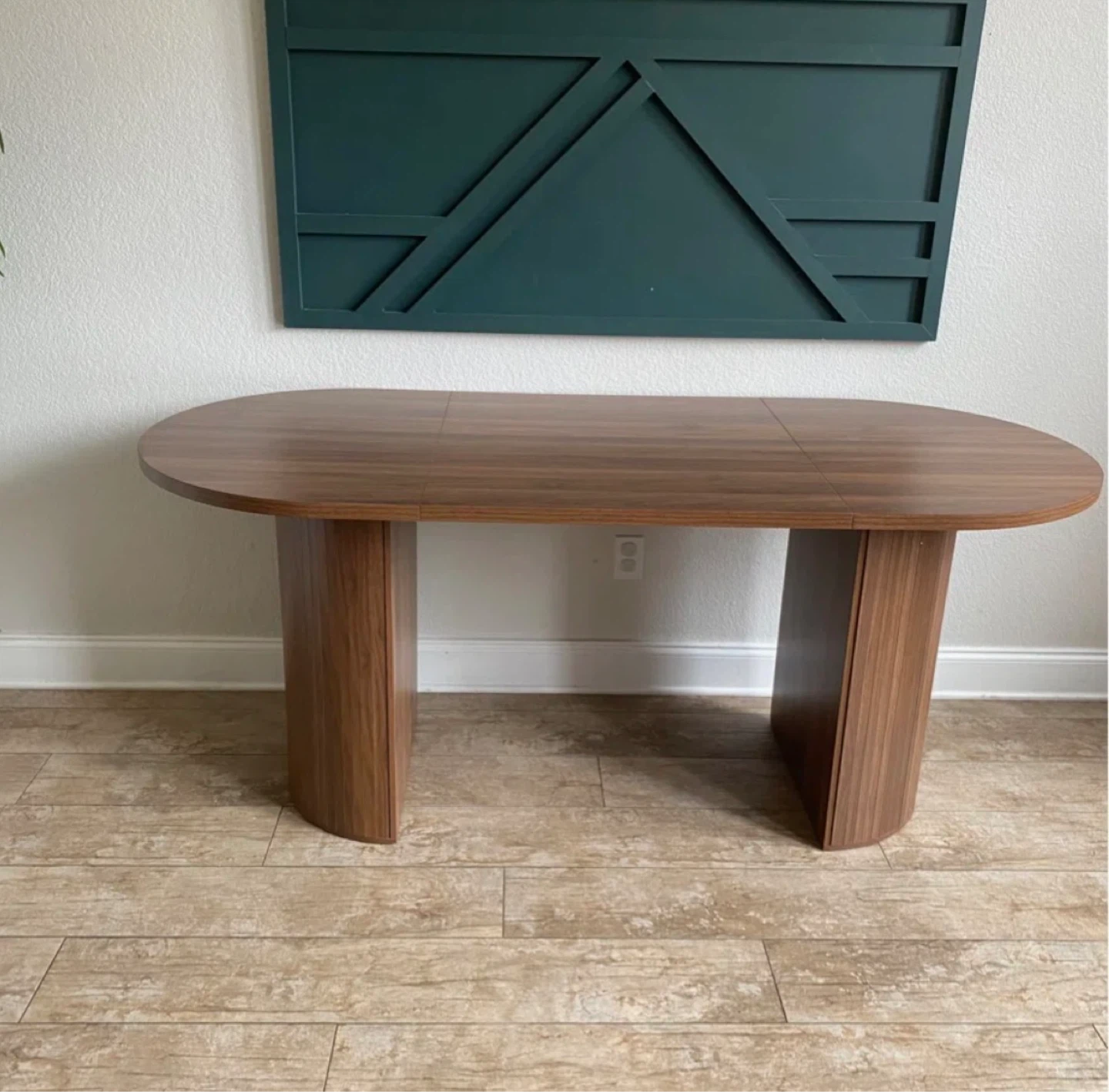 Brand new 70.8 Inch Oval Dining Table - photo 3
