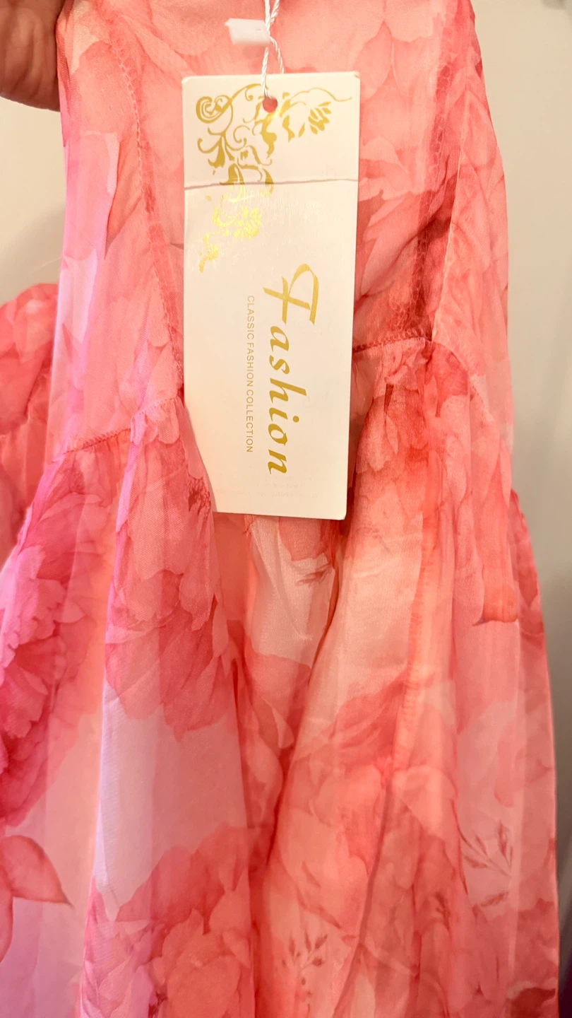 Brand new Floral Ruffle Dress Size S/M - photo 3