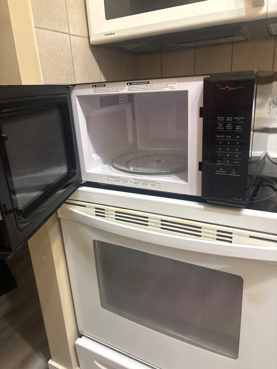 Panasonic Microwave Oven - photo 3