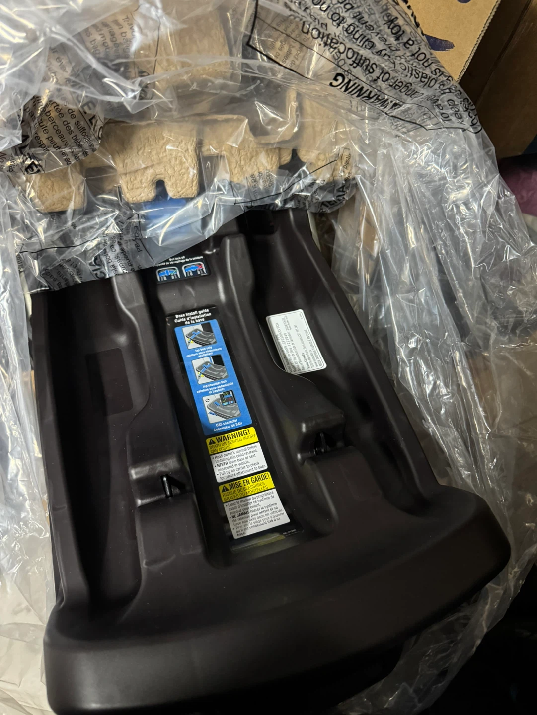 Brand NEW Nuna PIPA Infant Car Seat Base - photo 3