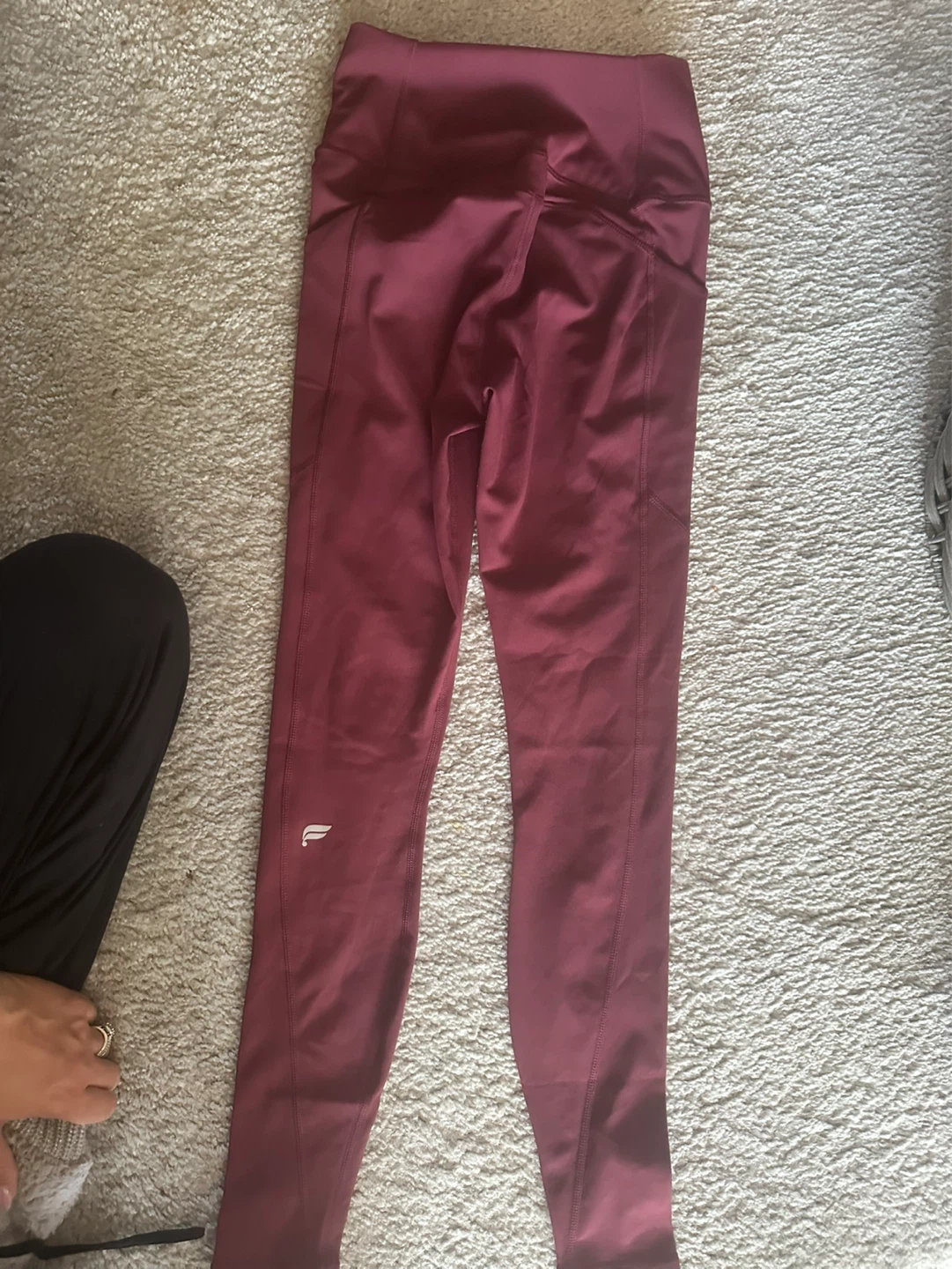 Fabletics Oasis PureLuxe Leggings with Pocket S/P Burgundy - photo 3