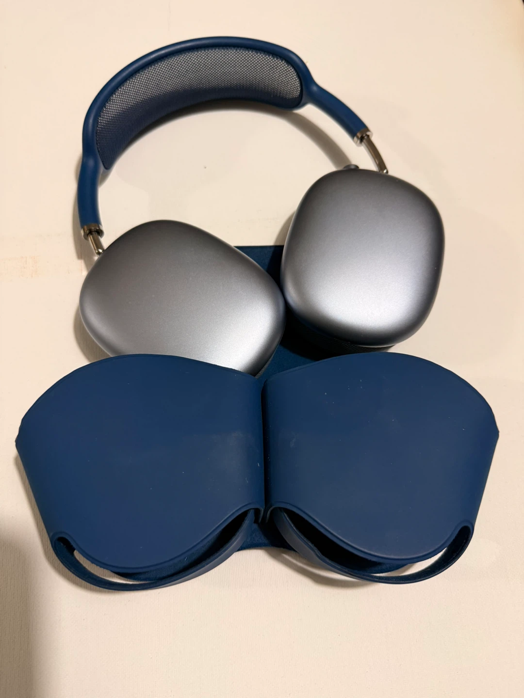 Apple AirPods Max Wireless Over-Ear Headphones - photo 3