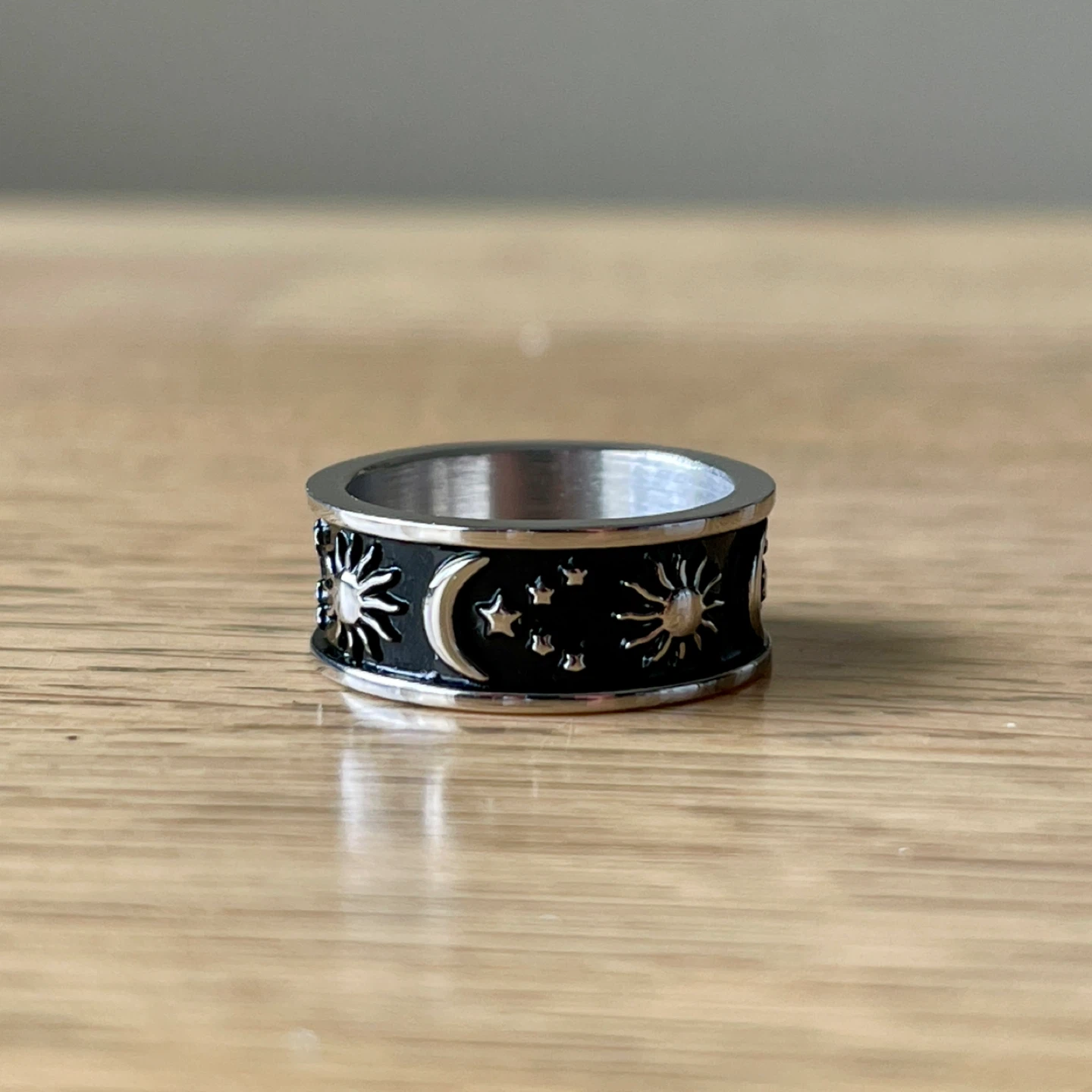 Sun, moon & stars stainless steel ring (size 6) - photo 2