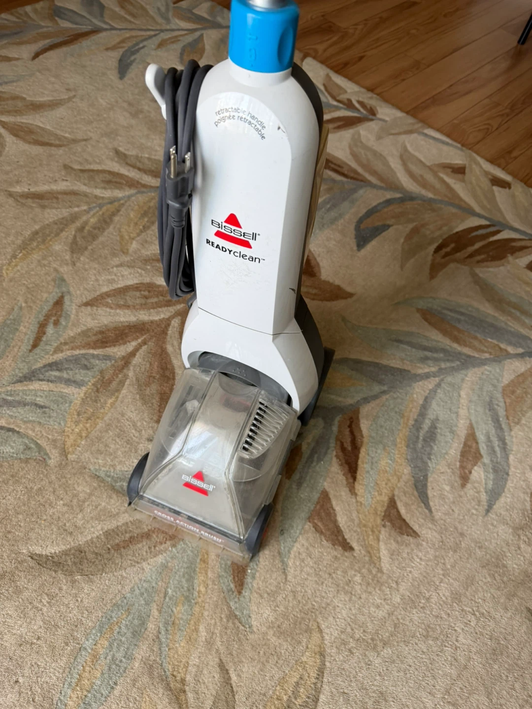 Bissell 40N7 Wet Vacuum Carpet Cleaner - photo 2