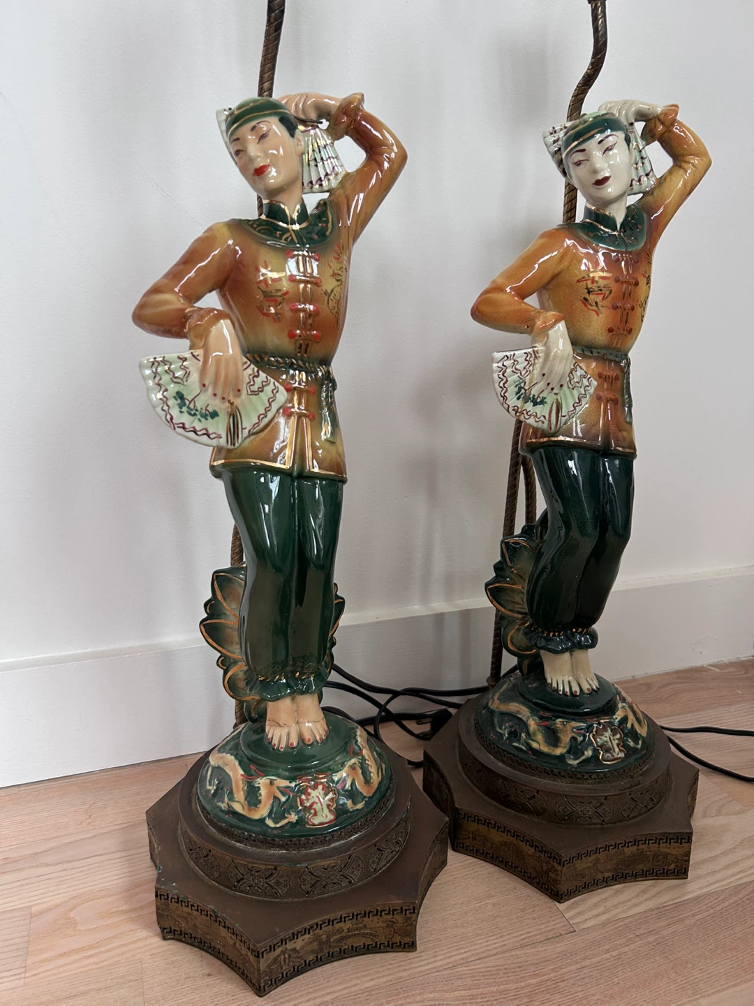 Pair of Ceramic Figural Table Lamps - photo 2