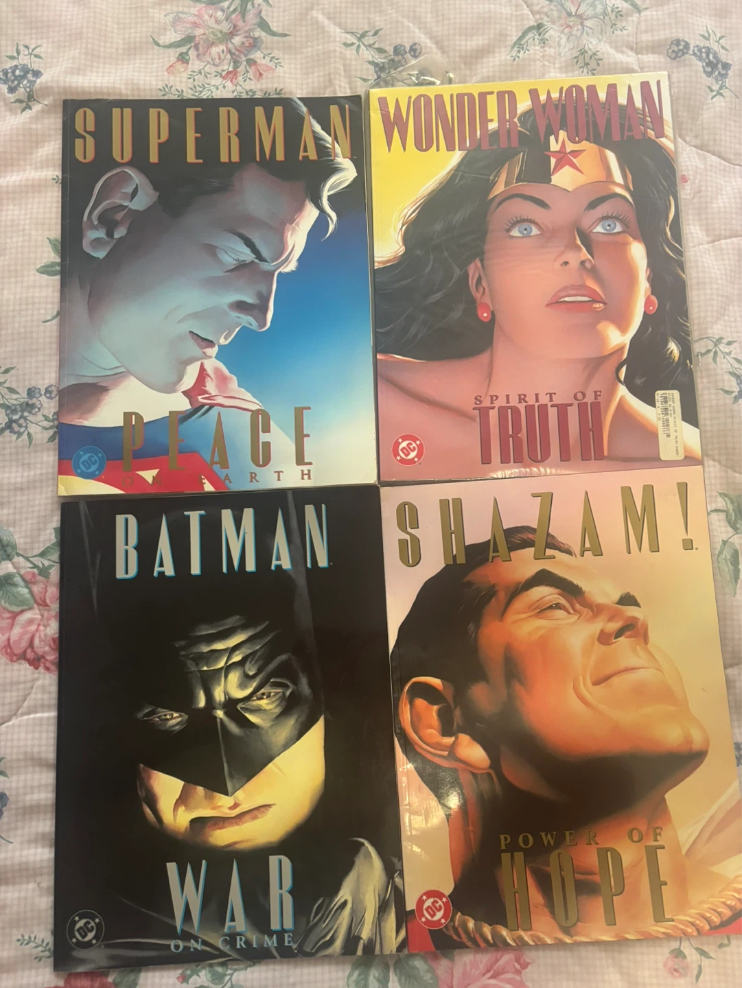 Superman, Batman, Wonder Woman, Shazam, Green Lantern - photo 4