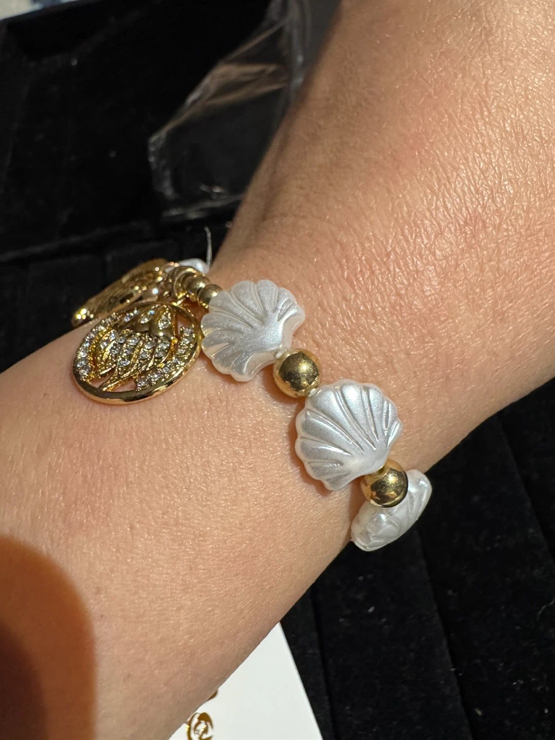Mka Accessories Seashell Charm Bracelet - photo 4