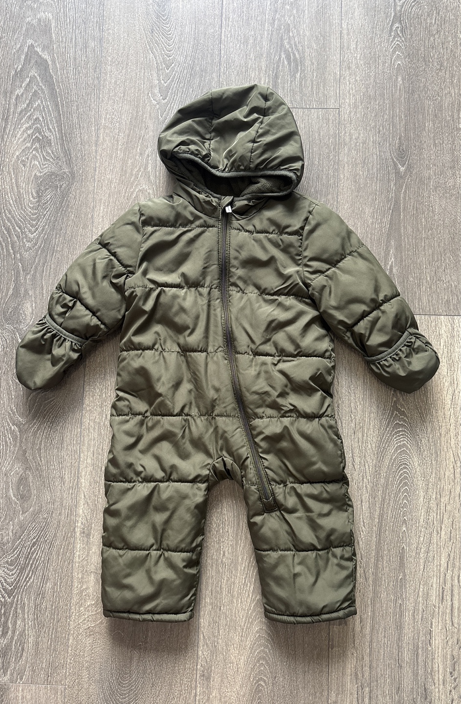Old Navy Baby Snowsuit (12–18m)