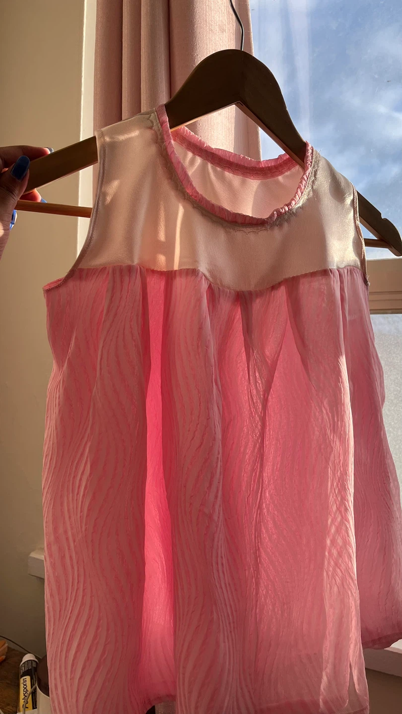 Pink baby dress (designer made) (one piece only) - photo 4
