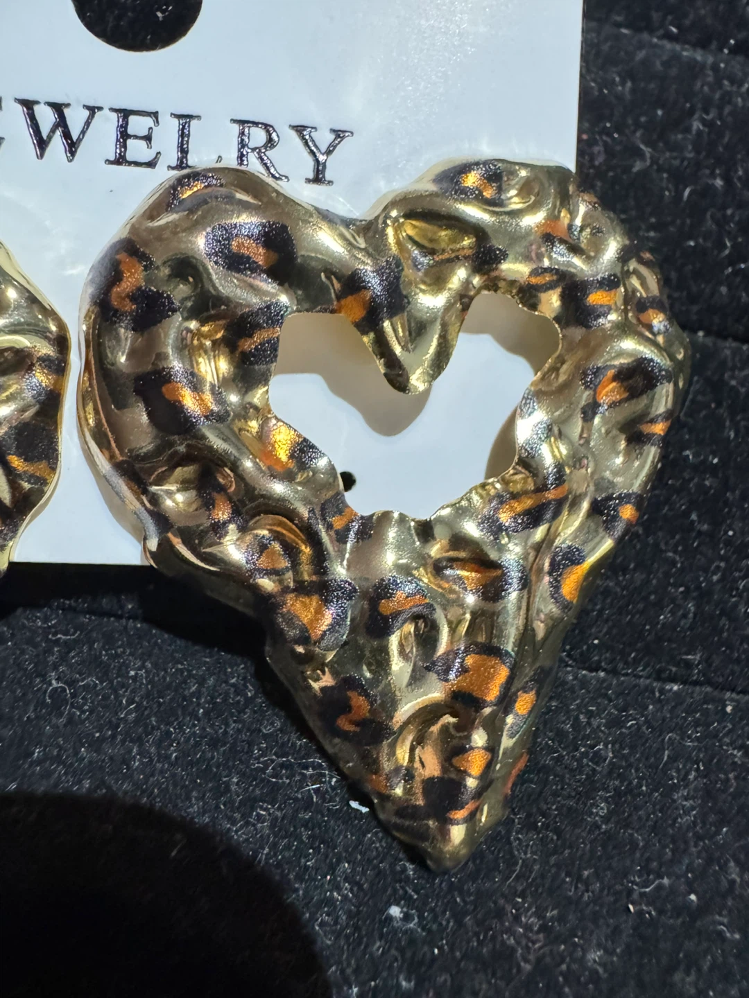 Heart Earrings with a leopard print - photo 3