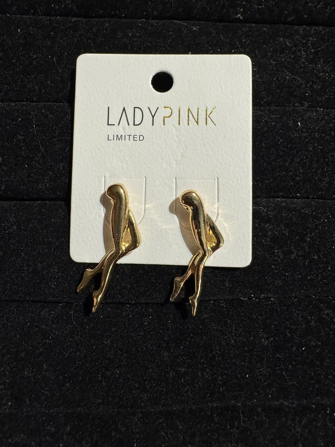 LadyPink Limited gold-tone abstract leg dangle earrings - photo 2