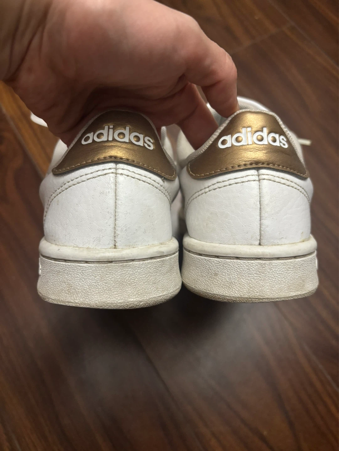 Adidas Cloudfoam white shoes 6.5 - photo 2