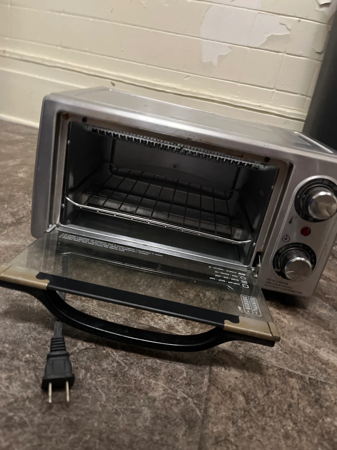 Hamilton Beach Toaster Oven - photo 2