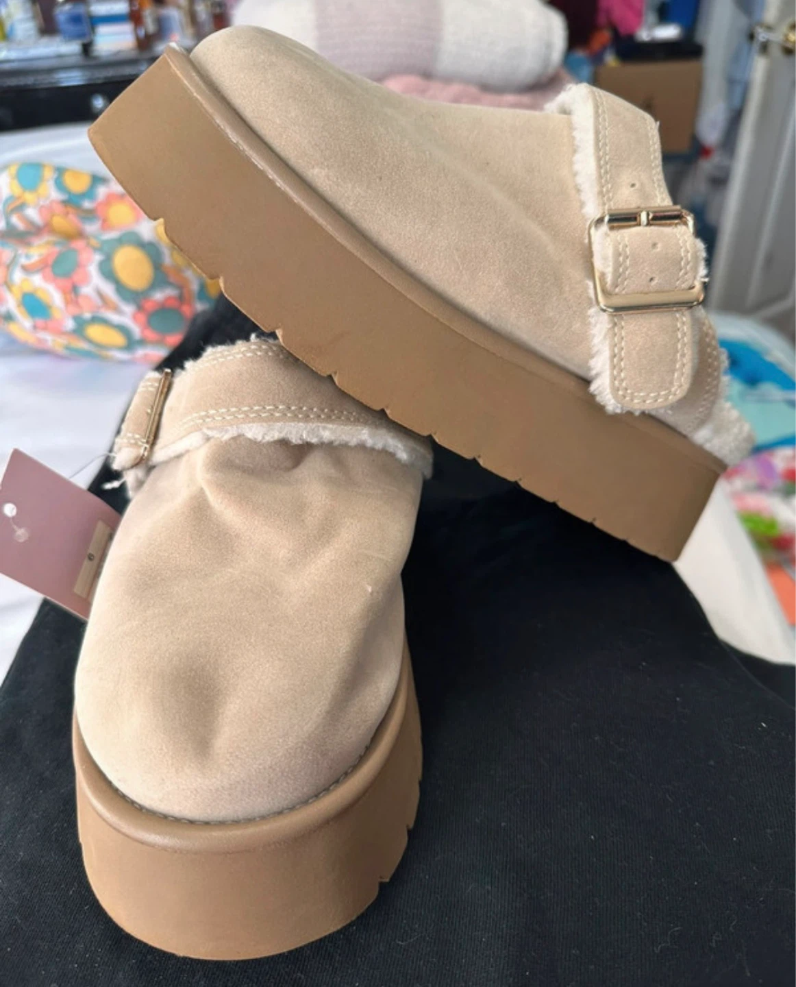 Wild Fable Women's Clogs Size 6 US Tan Faux Fur Lined Platform - photo 4