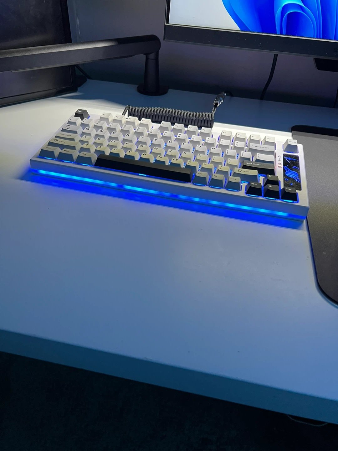Akko YZ75 Mechanical Keyboard - photo 4