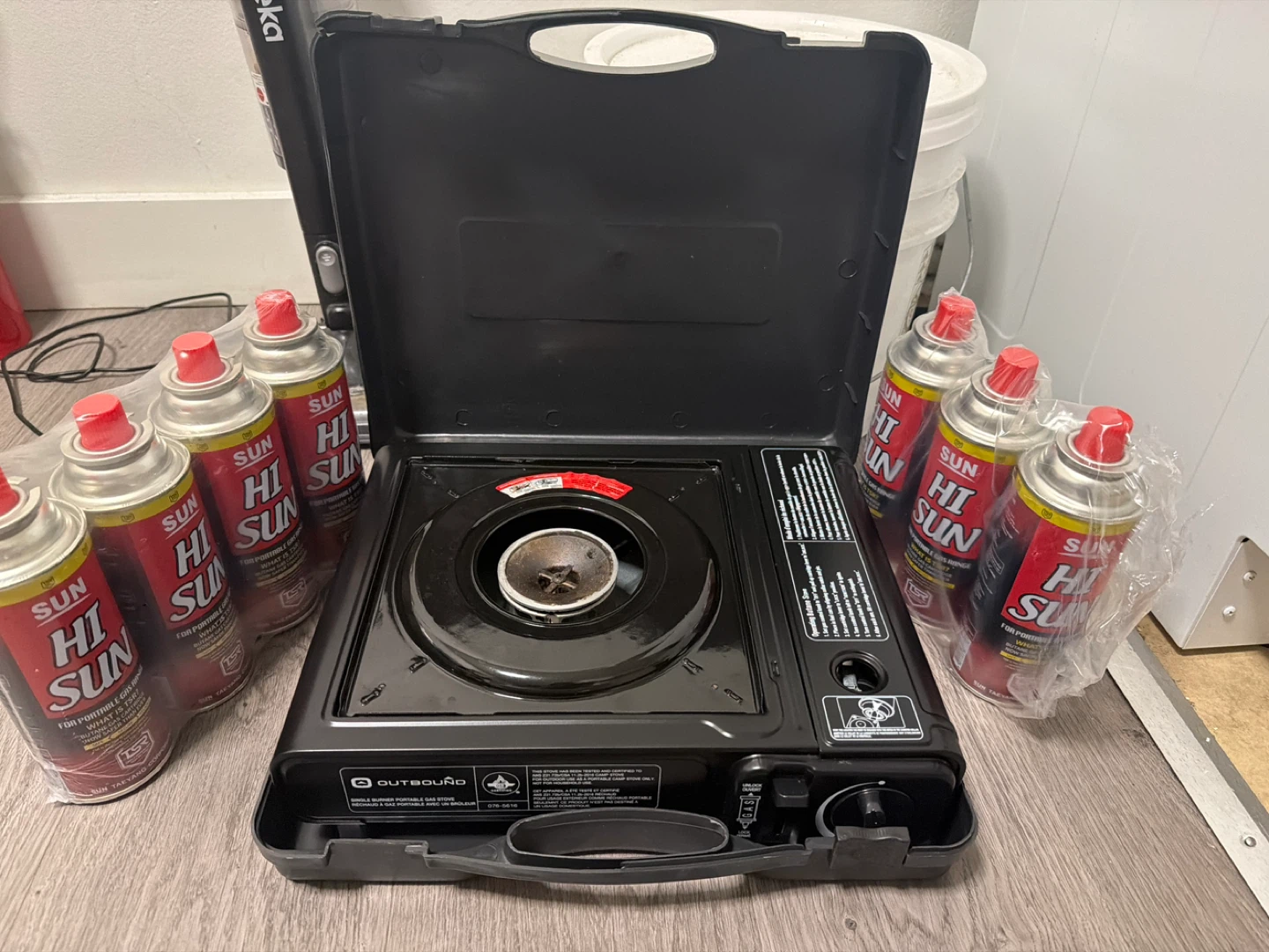 Outbound Single Burner Portable Gas Stove with 8 Fuel Canisters