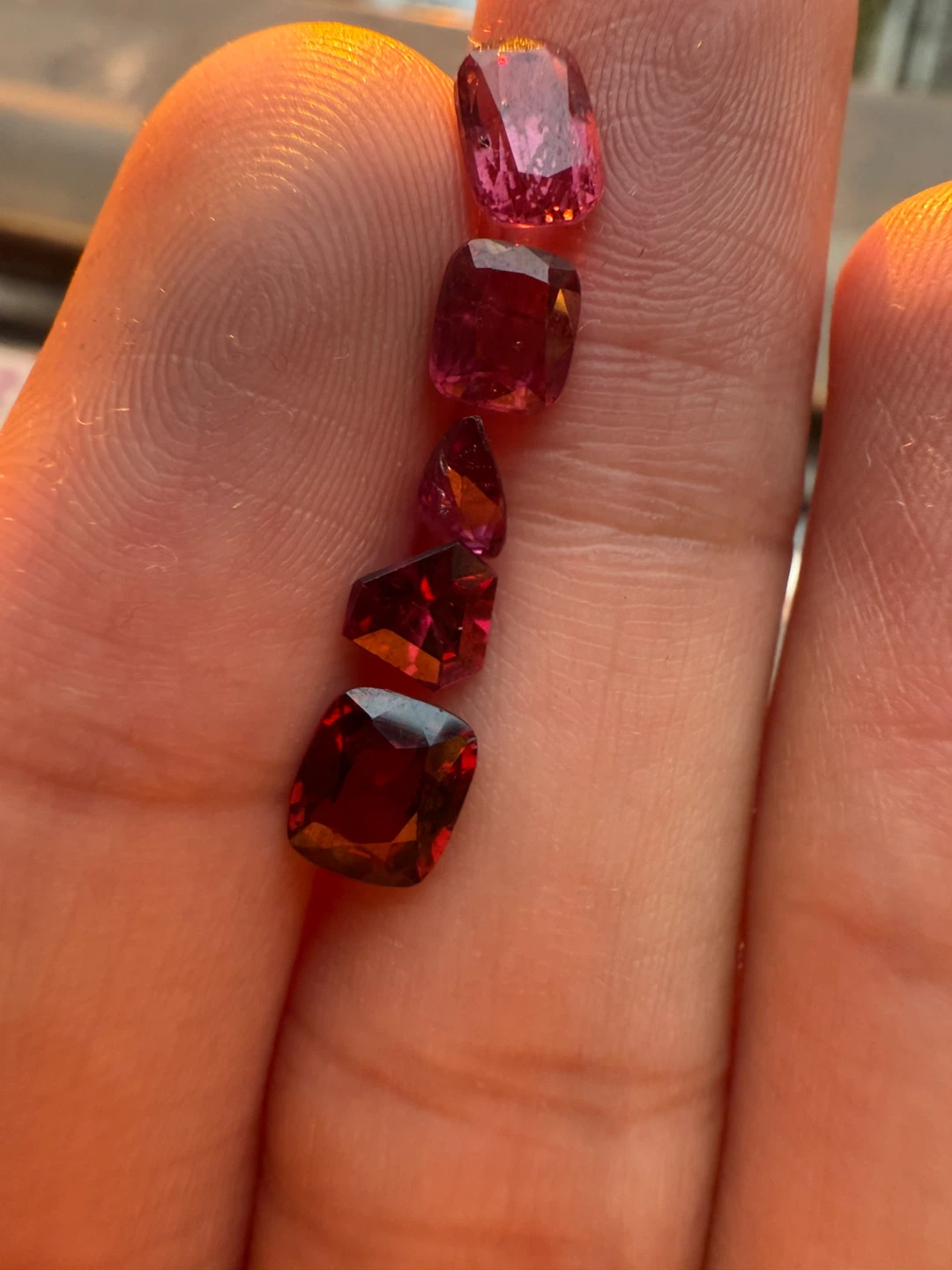 Set of 5 loose Rhodolite gemstones - photo 3