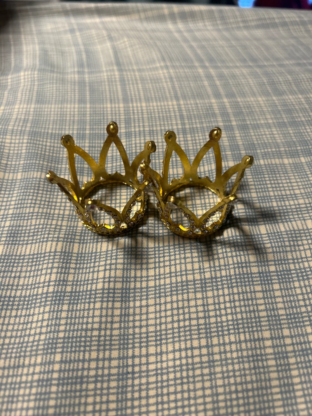 Set of 2 Crown Ring Holders