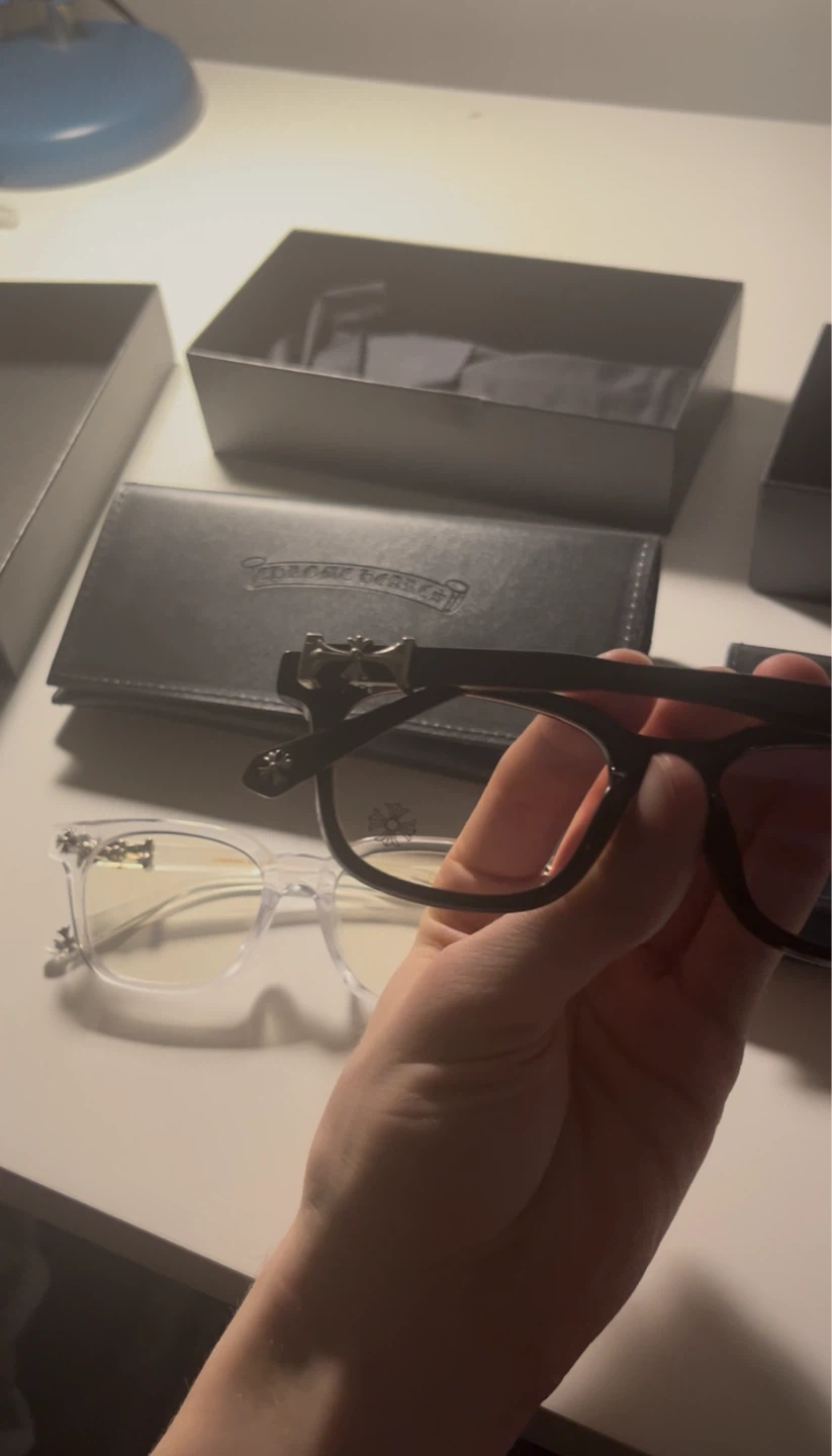 Anti Blue Light Glasses with Case and Box - photo 2