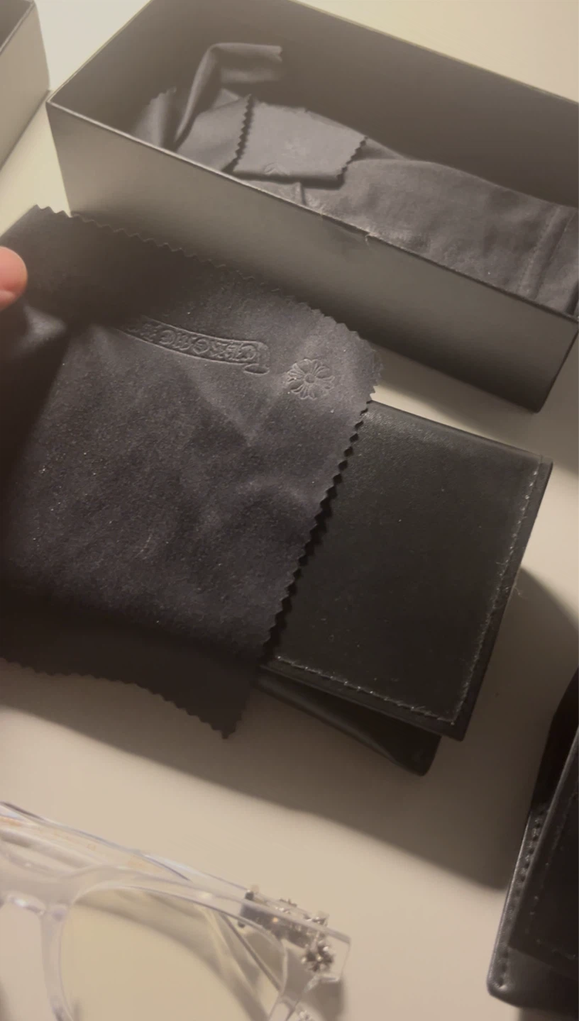 Anti Blue Light Glasses with Case and Box - photo 4