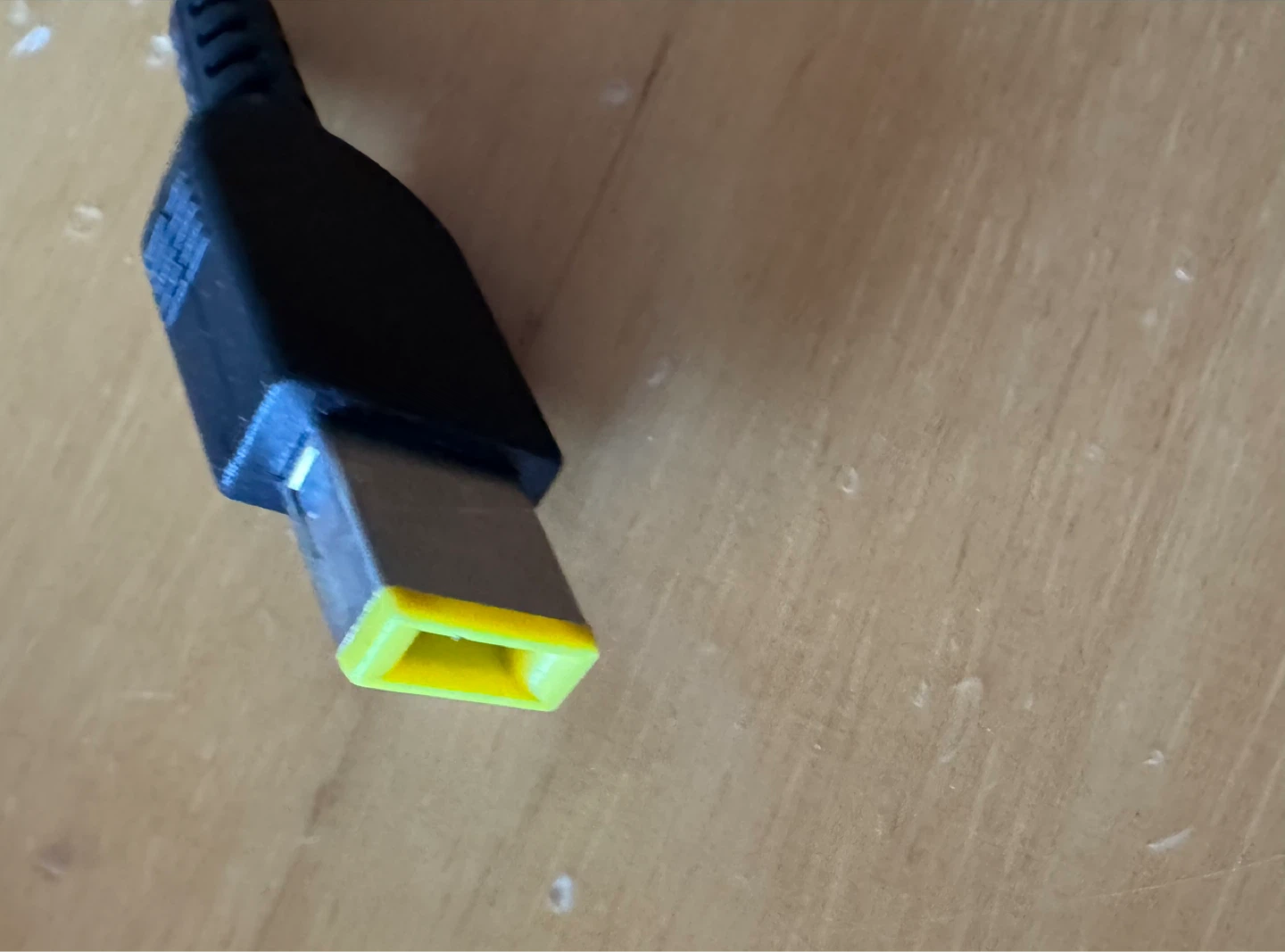 Lenovo 90w Laptop Adapter - photo 4