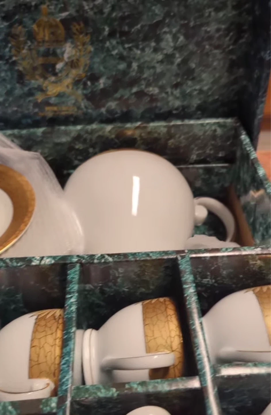 Vintage Coffee Tea Cup and Saucer Set with Pot - photo 3
