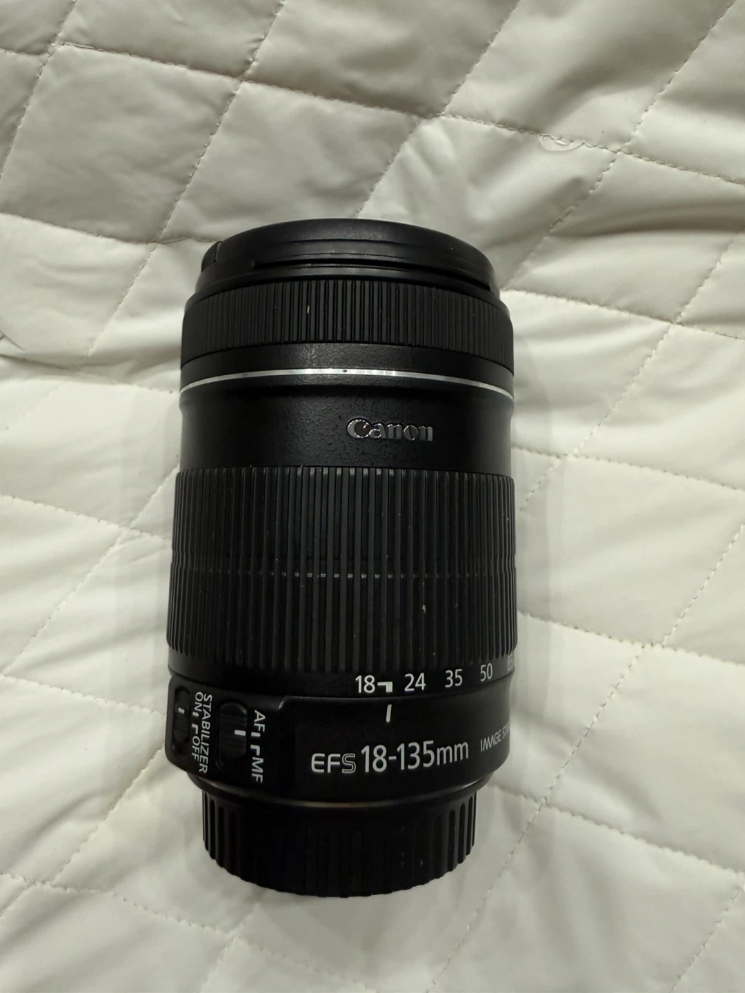 Canon Zoom Lens EFS 18-135mm f/3.5-5.6 IS