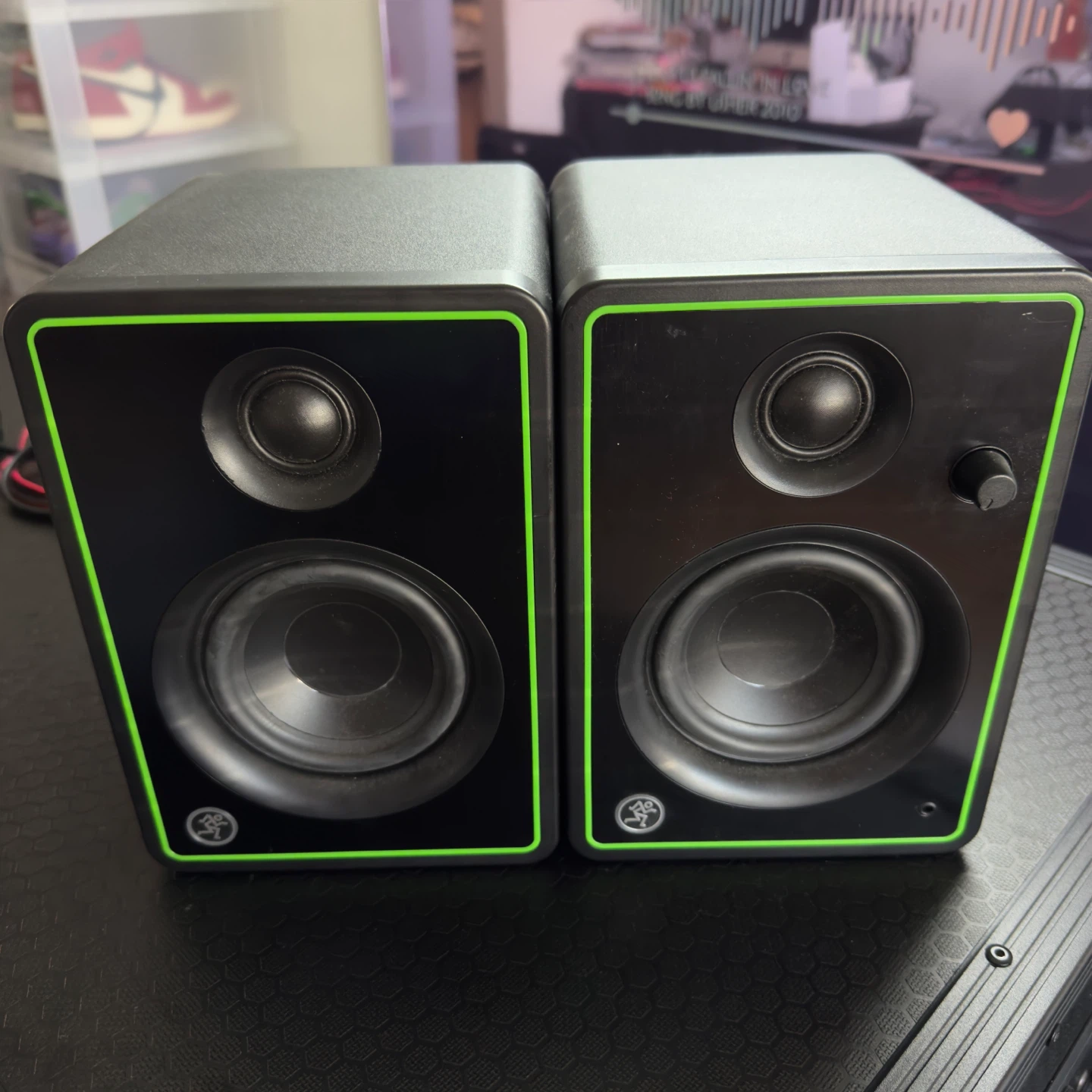 Mackie CR4-X Multimedia Monitors