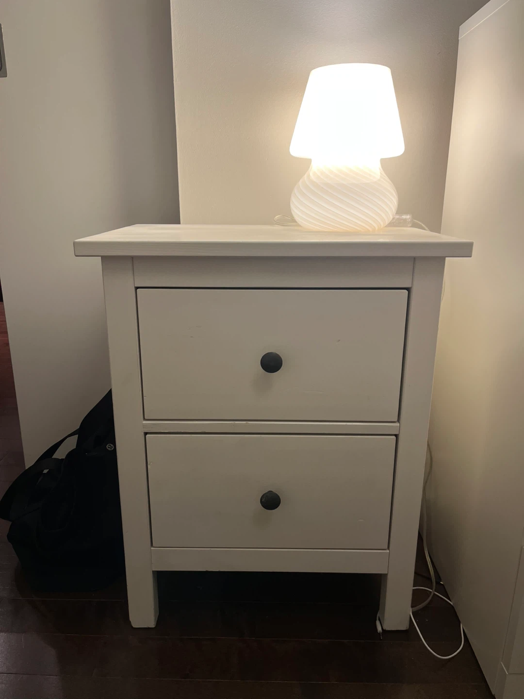 IKEA HEMNES 2-Drawer Nightstand - White