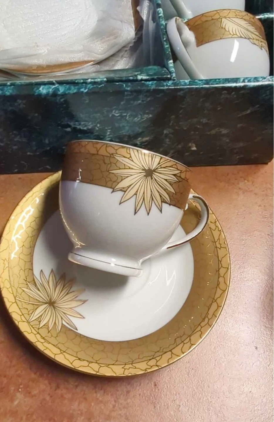 Vintage Coffee Tea Cup and Saucer Set with Pot - photo 4