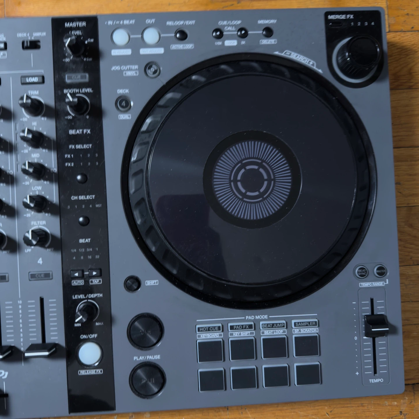 Pioneer DDJ-FLX6 DJ Controller with Audio-Technica Headphones - photo 3