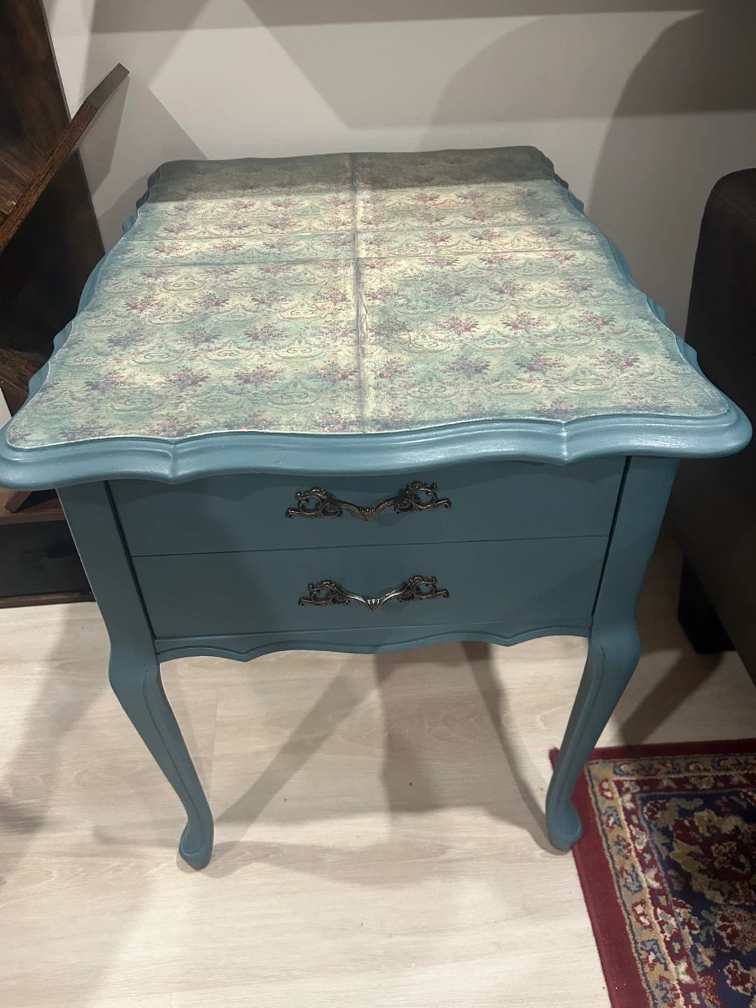 KROEHLER Side Table with Drawer