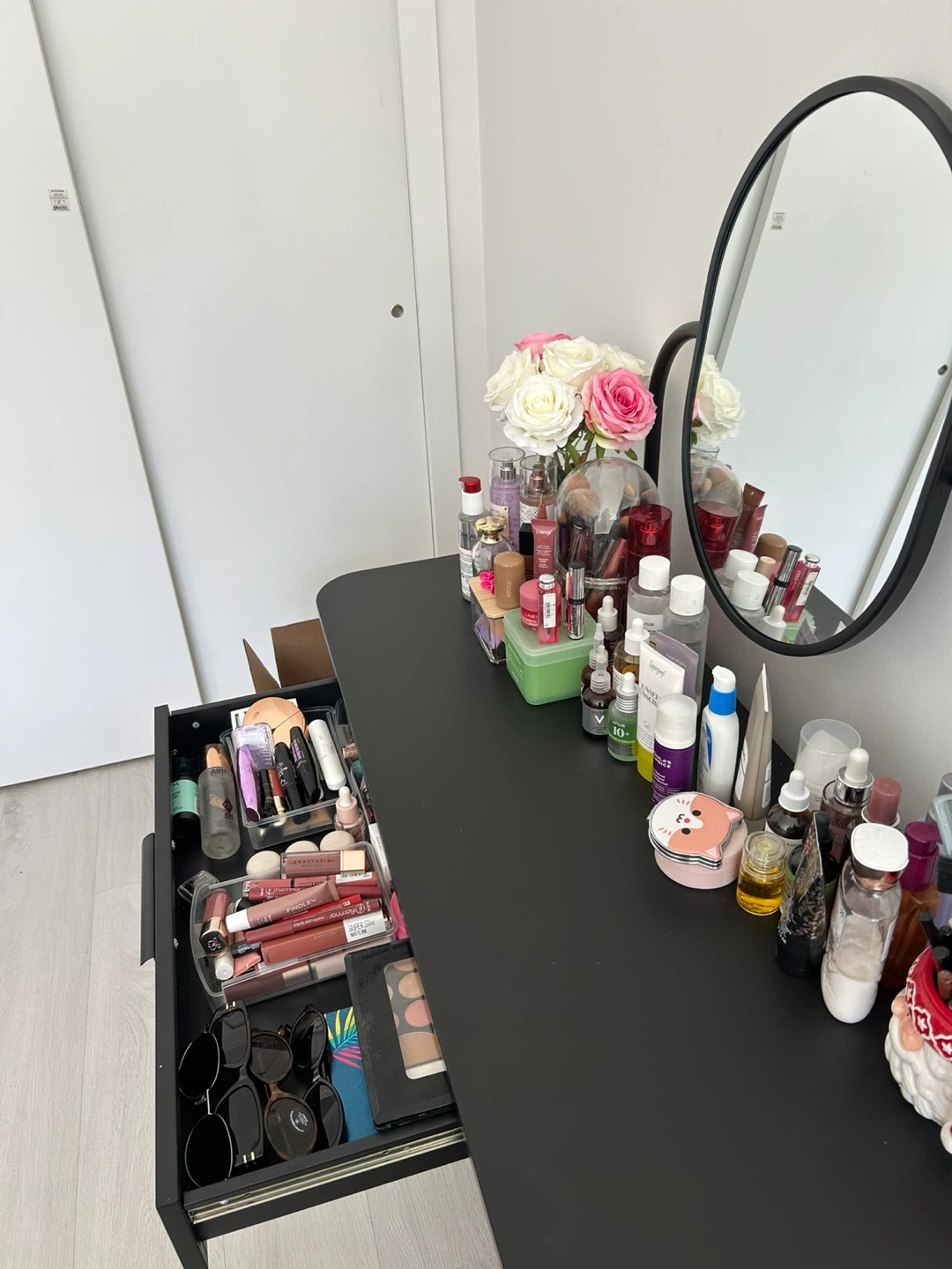 IKEA Dressing Table/ Vanity - photo 2