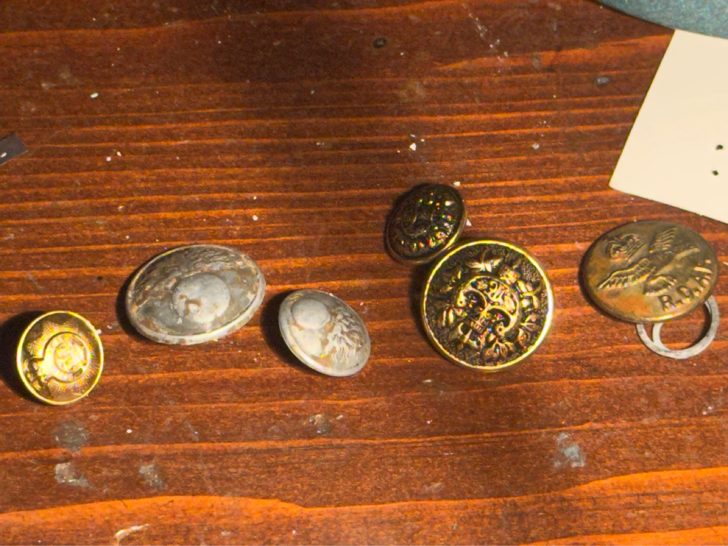 Military buttons