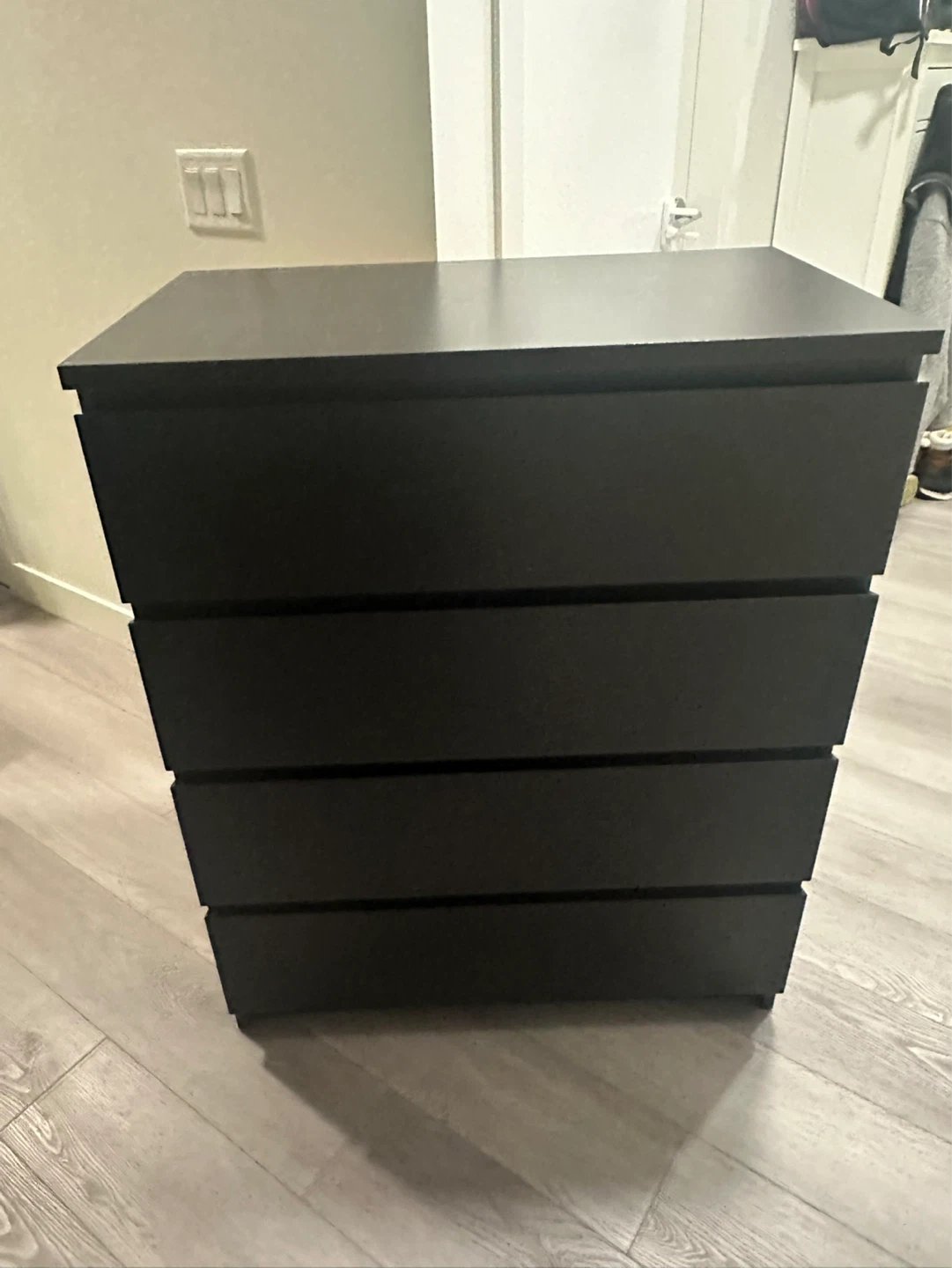 Ikea 4 drawer dresser  / free delivery