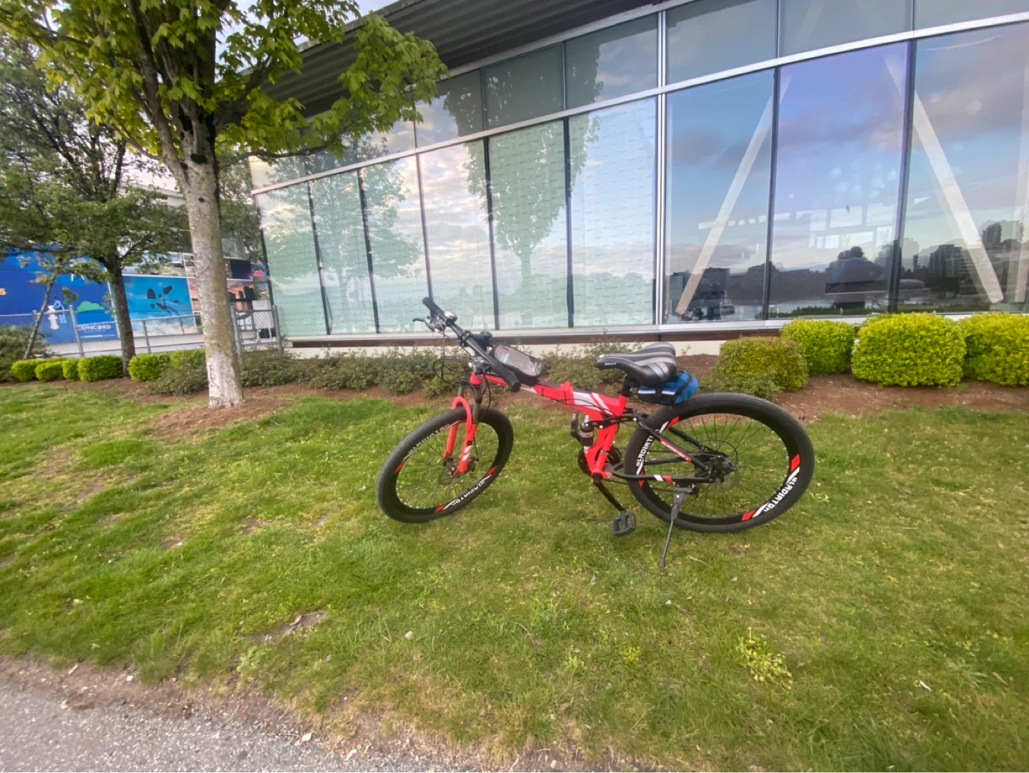 Red Folding Mountain Bike - photo 3