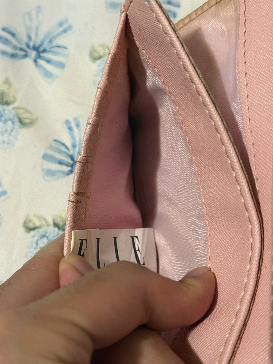 Elle Travel Pink Passport Holder - photo 5