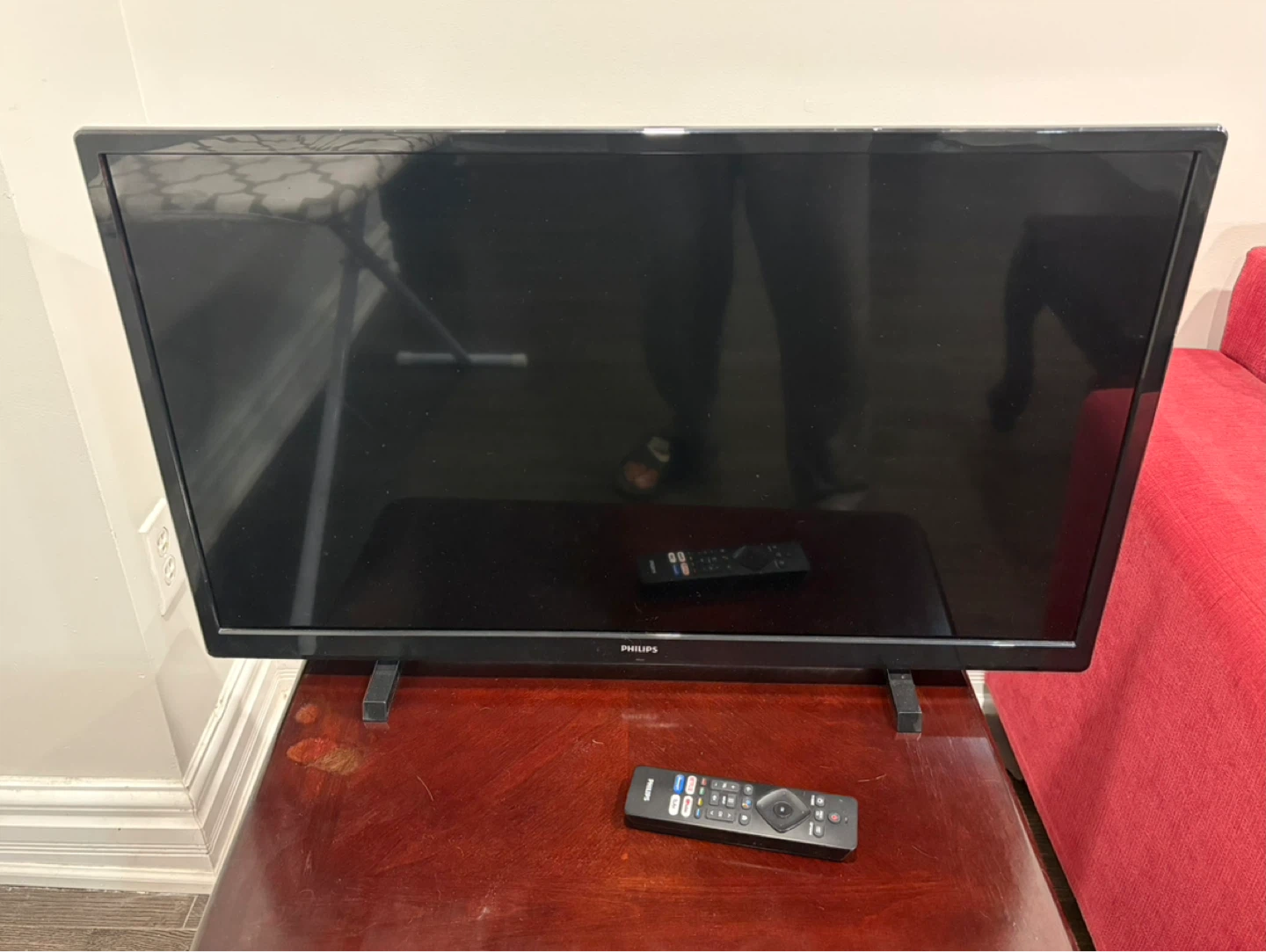Philips 32" Smart TV with Remote