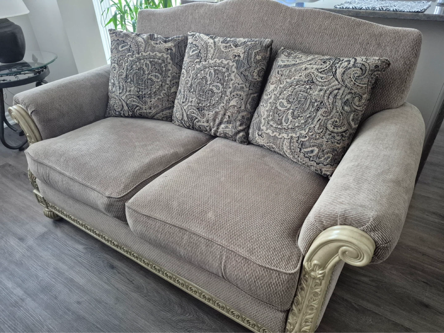 Sofa and Loveseat Set - photo 4