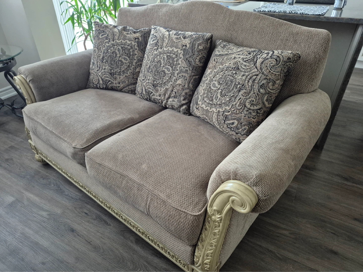 Sofa and Loveseat Set - photo 5