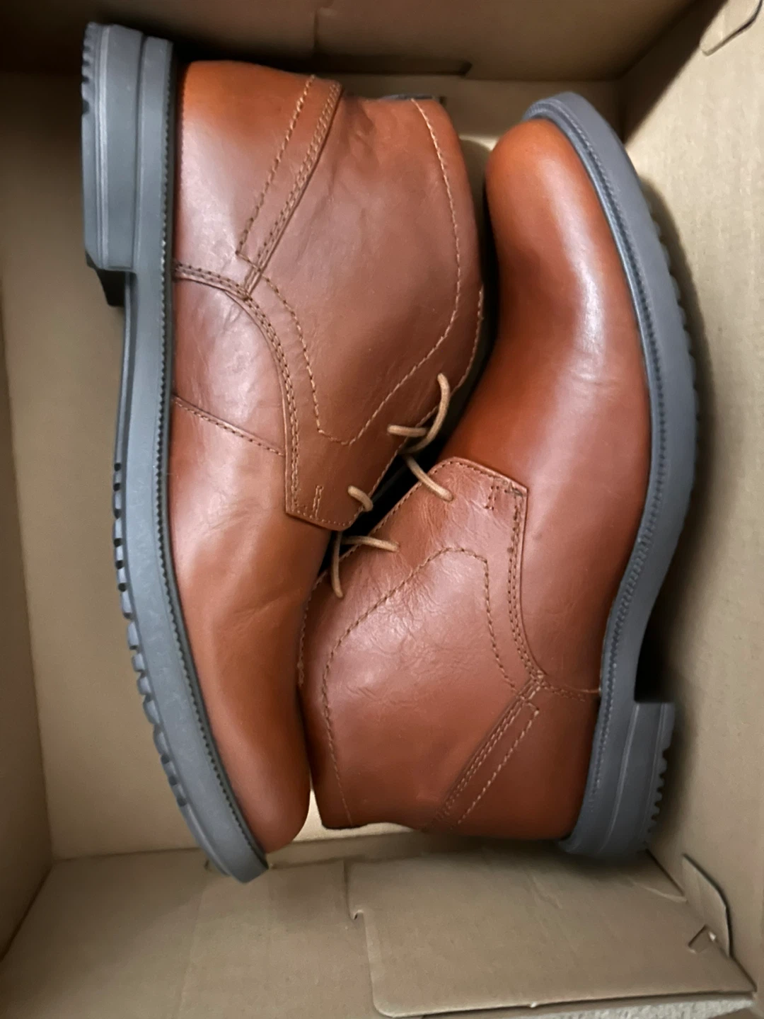 Rockport Men's Brown Leather Chukka Boots