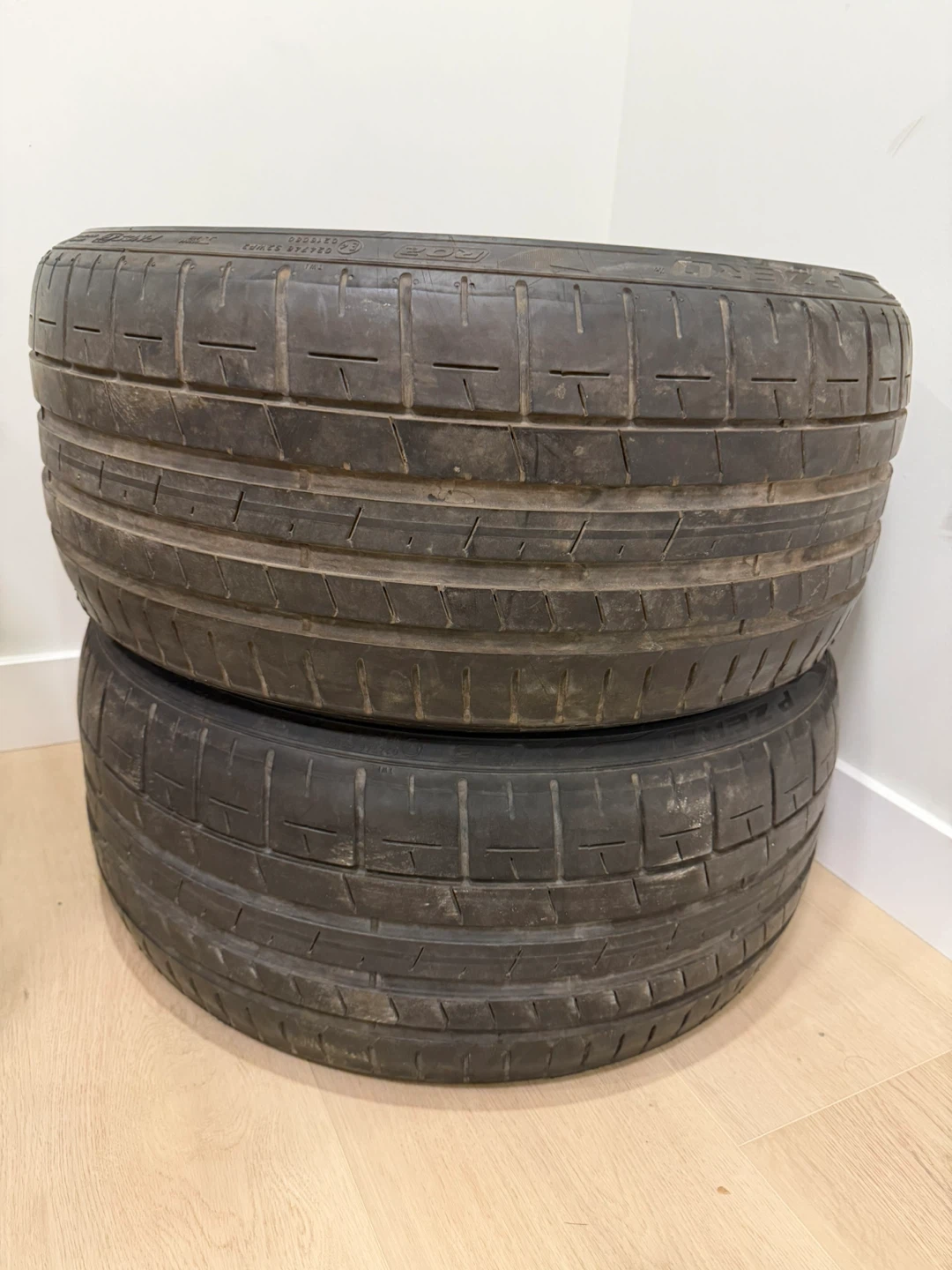2 x Tires 255/30 R19 91Y