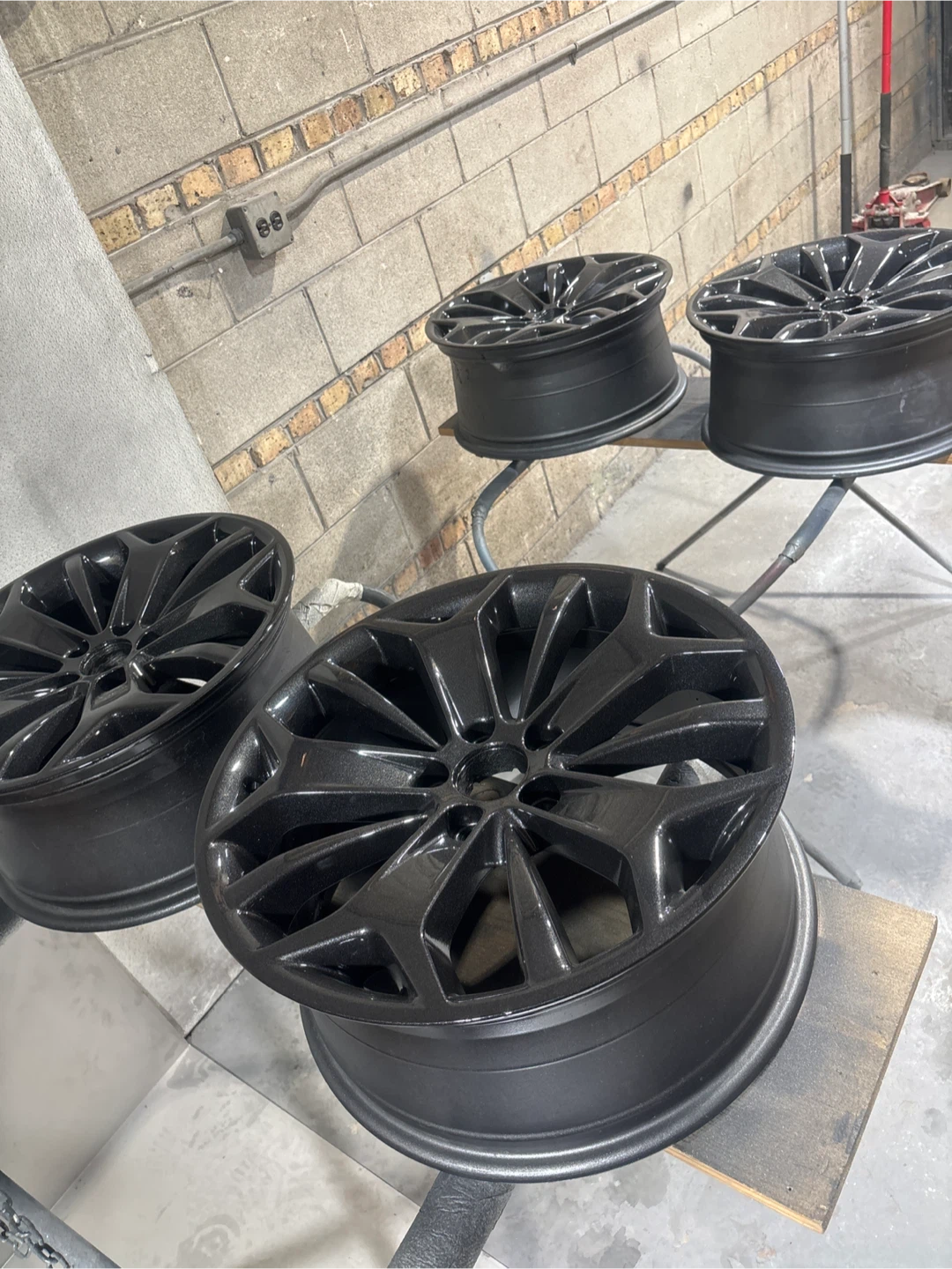 Set of 4 Sparkle Gunmetal Gray Alloy Wheels - photo 2