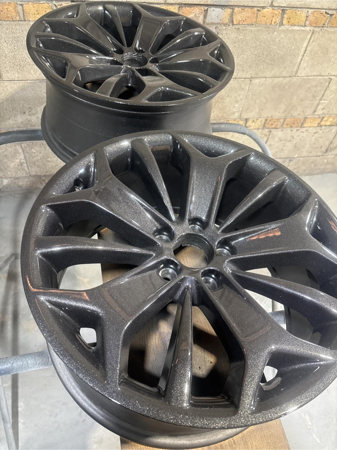 Set of 4 Sparkle Gunmetal Gray Alloy Wheels