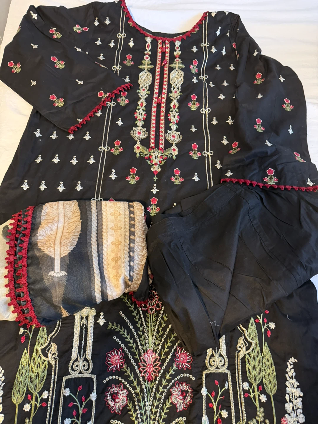 Embroidered Black 3-Piece Suit - photo 2