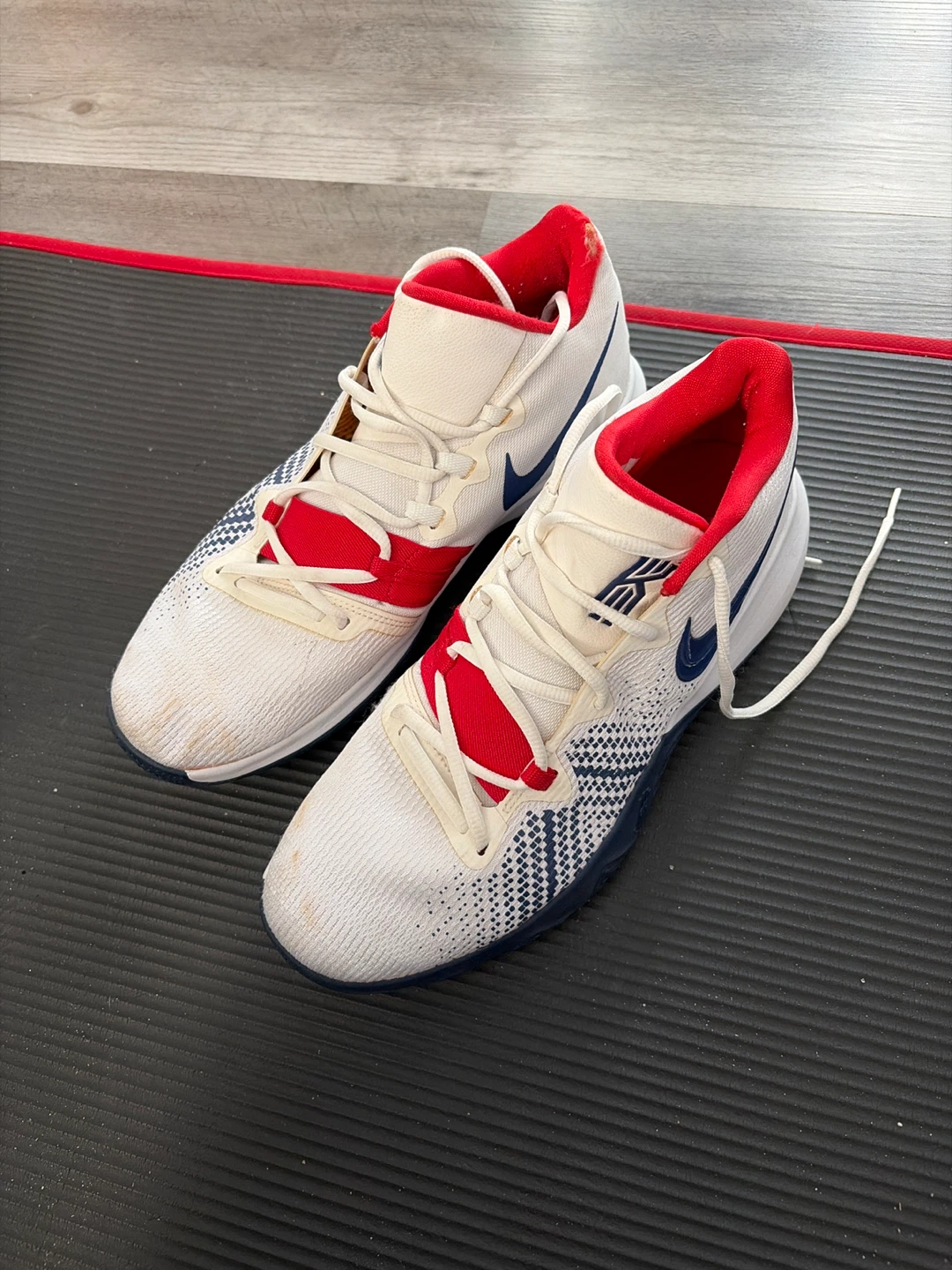 Nike Kyrie 11 Basketball Shoes
