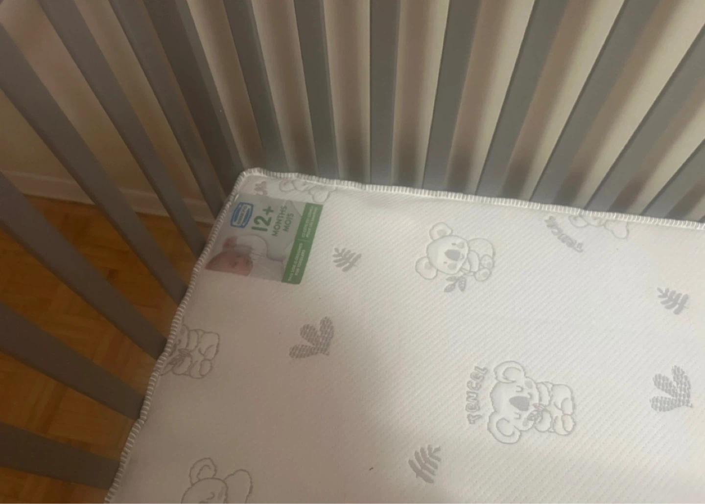 Grey convertible Baby Crib with Mattress - photo 3